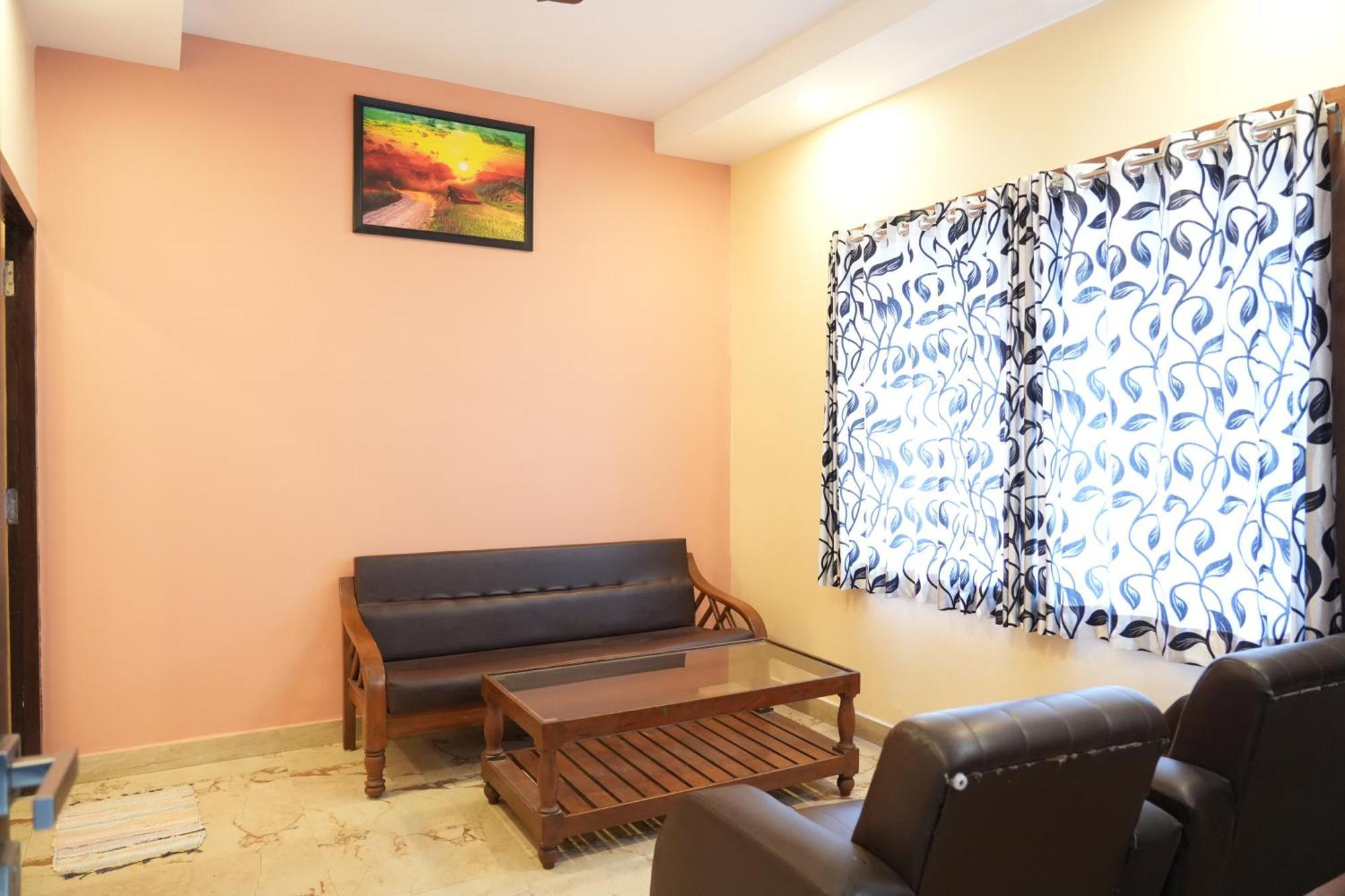 Sri Krishnan Residency Hotel Pollachi Bagian luar foto